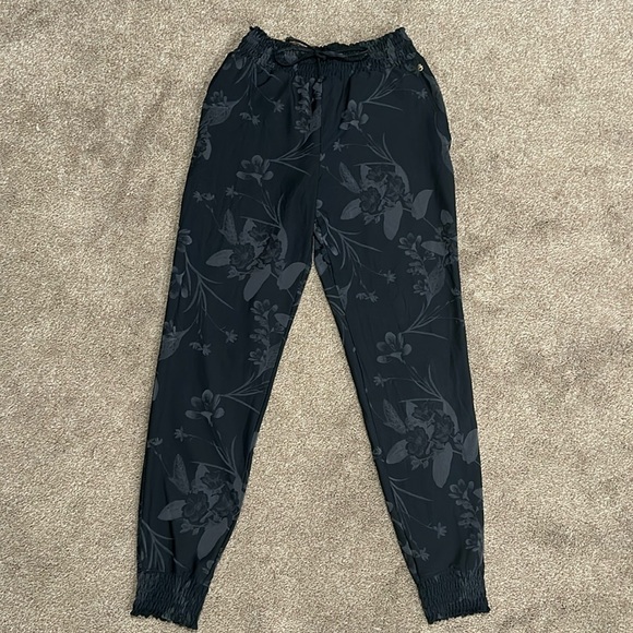 Spiritual Gangster Jogger Pants - Picture 2 of 5